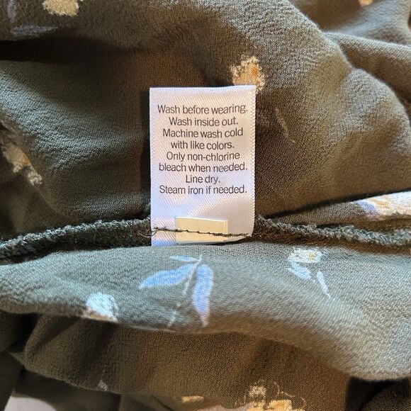 SO Side-Tie Faux-Wrap Ruffle Olive Green Floral V-Neck Long Sleeves Dress Large - Picture 7 of 7